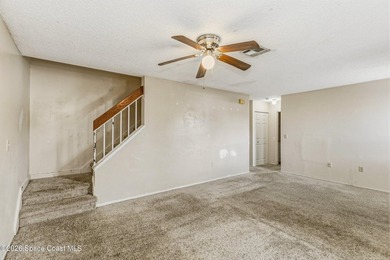 Opportunity awaits in this spacious 3-bed, 2-bath end-unit - photo 8