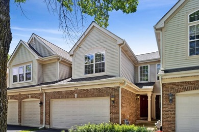 (private lake, pond, creek) Townhome/Townhouse For Sale in Lisle Illinois