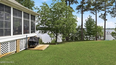 Rarely available waterfront home overlooking the breathtaking - photo 4