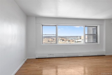 Your home awaits you at Fordham Hill Oval! This renovated, well - photo 12