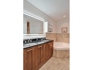 LOCATION, LOCATION, LOCATION. Welcome to this exceptional - photo 14