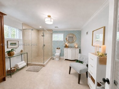 Tucked in quiet Darlington Manor, this gracious 4-bedroom - photo 22