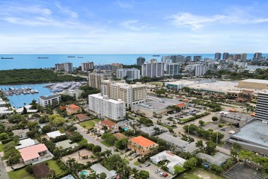 LOCATION, LOCATION, LOCATION. Welcome to this exceptional - photo 26