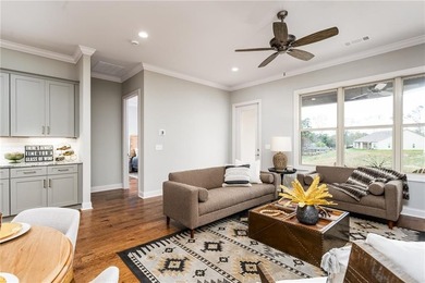 MOVE-IN READY! Experience the epitome of luxurious, age-targeted - photo 6