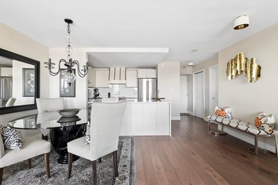 Legacy Tower II by Embassy (Bosa) in Brentwood offers a refined - photo 11
