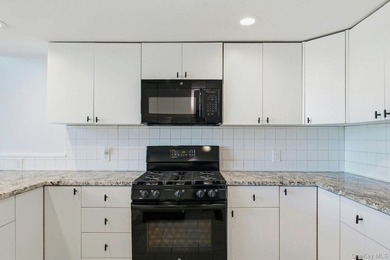 From the moment you arrive, the home's timeless Colonial design - photo 16