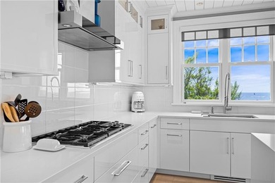 Coastal Elegance on Block Island's West Sidemanding a premier - photo 16