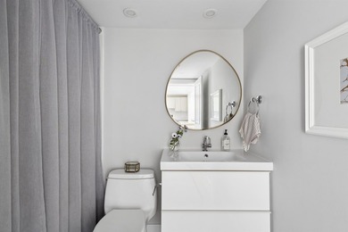 Legacy Tower II by Embassy (Bosa) in Brentwood offers a refined - photo 21
