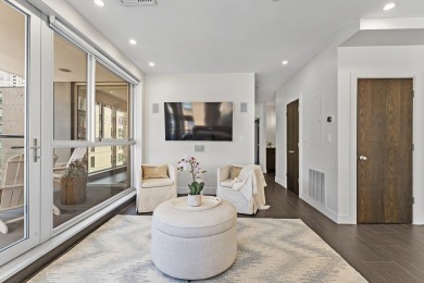 Penthouse w/direct-access Private Balcony two-bedroom