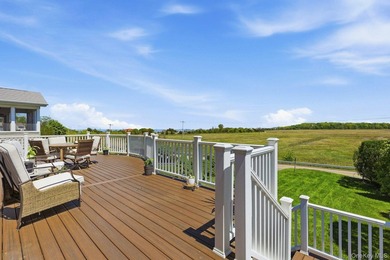 From the moment you arrive, the home's timeless Colonial design - photo 31