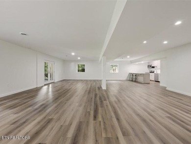 Prestigious Riverbend Estate located on almost an acre level lot - photo 33