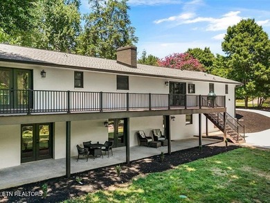 Prestigious Riverbend Estate located on almost an acre level lot - photo 50