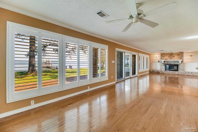 **UPDATED PRICE** This 4bed/4bath custom-built, one-owner - photo 14