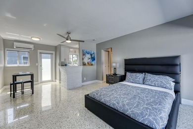 Thriving  Multi Family Compound in Wilton Manors. The portfolio - photo 16