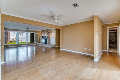 **UPDATED PRICE** This 4bed/4bath custom-built, one-owner - photo 17