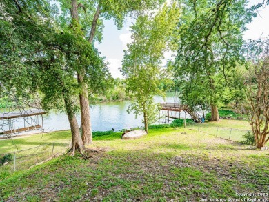 Lake Home For Sale in New Braunfels, Texas