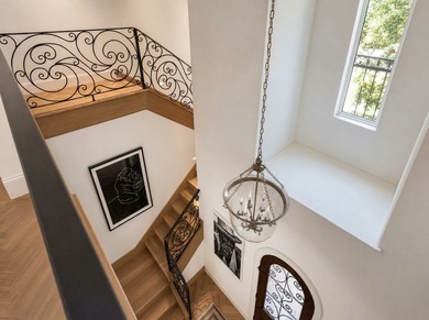 Fully renovated custom Mediterranean estate by Michael Counter - photo 23