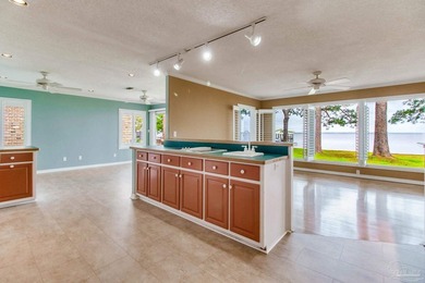 **UPDATED PRICE** This 4bed/4bath custom-built, one-owner - photo 24
