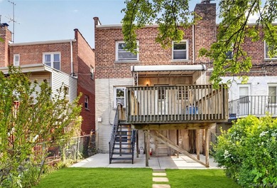 Refreshed and charming 3-bedroom tri-level brick home features a - photo 25