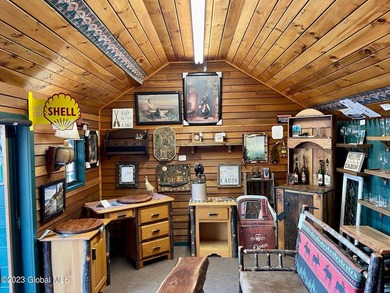 LOCATION! LOCATION! LOCATION! RARE Commercial Property and - photo 29