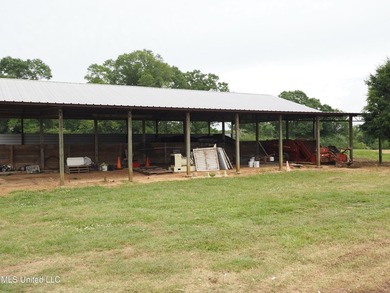 This 6-house poultry broiler farm, situated just north of - photo 31