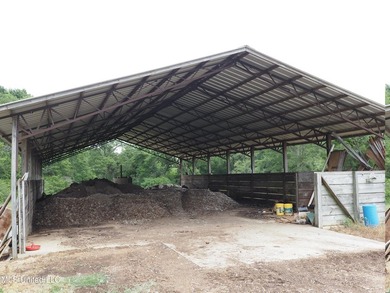 This 6-house poultry broiler farm, situated just north of - photo 39