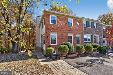 (private lake, pond, coastal) Townhome/Townhouse Sale Pending in Alexandria Virginia
