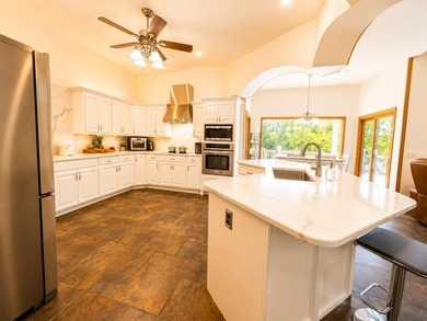 Tallgrass subdivision! Living within a 5-minute walk of a golf - photo 7
