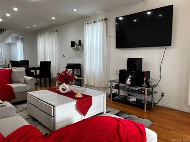 Welcome to this beautifully maintained and move-in ready - photo 9