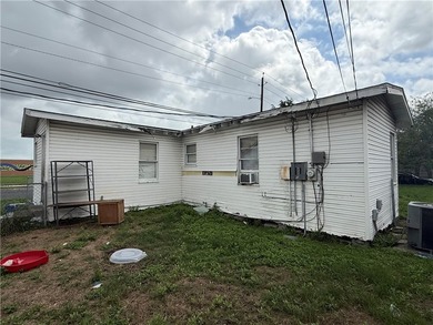 Investor special with motivated sellers!! Don't miss this this 3 - photo 3