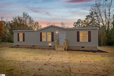 Lake Hartwell Home For Sale in Anderson South Carolina