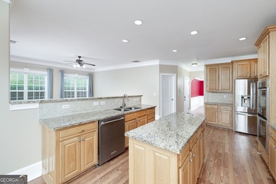 Welcome to Traditional elegant living in this 4 sided brick - photo 21