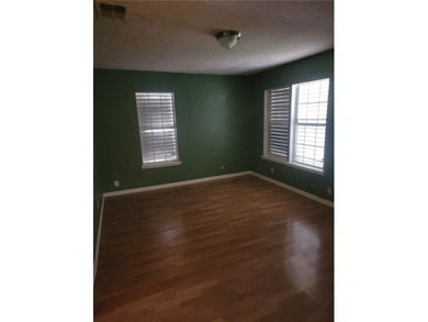 Charming 3-bedroom, 2-bath home conveniently located with quick - photo 2