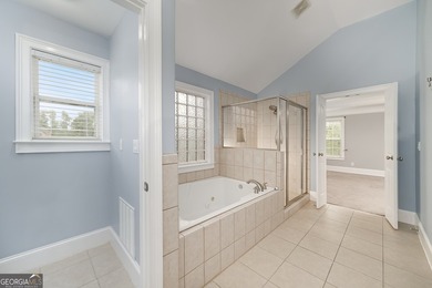 Welcome to Traditional elegant living in this 4 sided brick - photo 31
