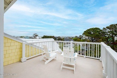 Welcome to Pie Seas, just a few short blocks from the beach in - photo 38