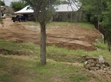 Lake LBJ Home For Sale in Kingsland Texas