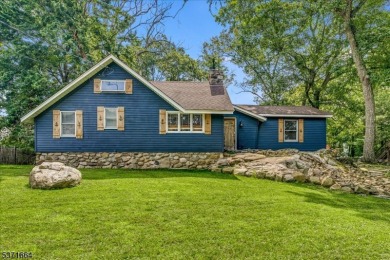 Lake Home Sale Pending in Sparta Twp., New Jersey