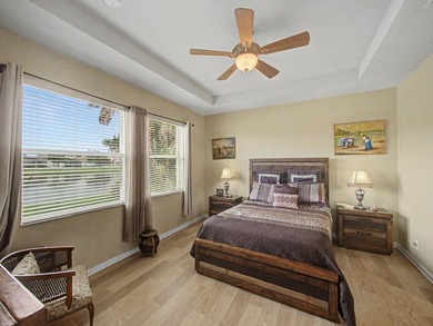 Welcome to this immaculate, lovingly maintained lakefront home - photo 11