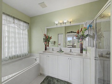 Welcome to this immaculate, lovingly maintained lakefront home - photo 13