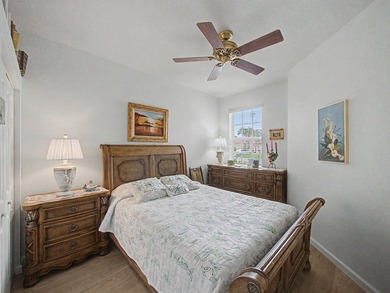 Welcome to this immaculate, lovingly maintained lakefront home - photo 14