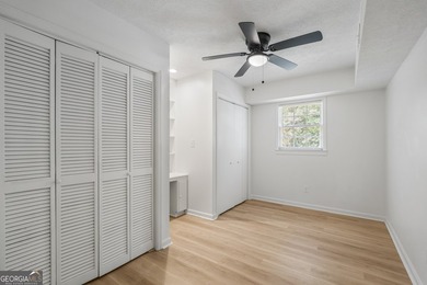 Fully remodeled and move-in ready, this updated 1980s - photo 18