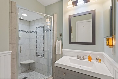 Second row from the ocean, this turn-key remodeled, 2br/2bath - photo 22