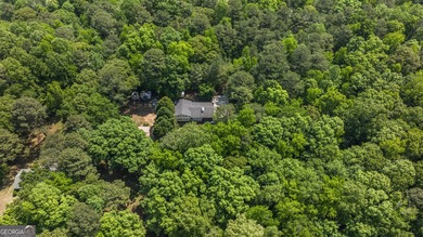 Fully remodeled and move-in ready, this updated 1980s - photo 28