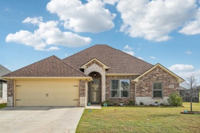 Lake Home Sale Pending in Granbury, Texas