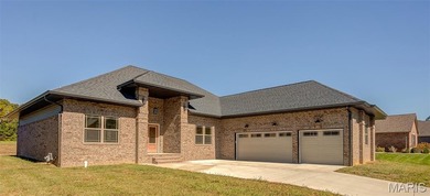 (private lake, pond, creek) Home For Sale in O'Fallon Illinois