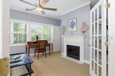 Beautiful and bright 3BR 3BA. End unit. Spacious & inviting - photo 12