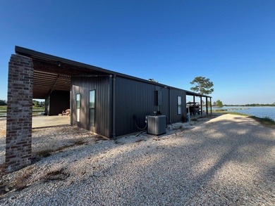 Escape to your own private paradise just outside of Ellisville - photo 26