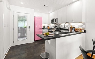 A Rare Gem in Crystal Beach - Gulf Front Duplex Luxury - photo 9