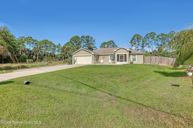 A rare opportunity to buy this meticulously maintained 2020 home - photo 3