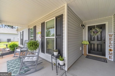 Welcome home! This ALMOST NEW, built in 2024, 3-bedroom, 2-bath - photo 12